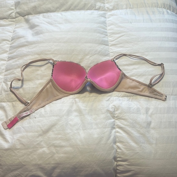 Love Pink leopard bra 34b - Picture 3 of 6